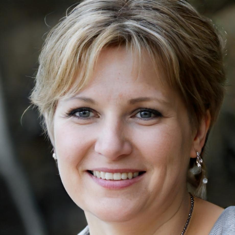 María González, Directora de Finanzas